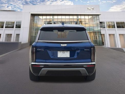 Certified 2026 Cadillac Vistiq Premium Luxury AWD/4WD image 8