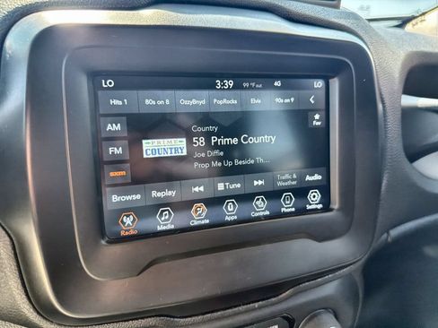 Used 2021 Jeep Renegade Latitude w/ Convenience Group FWD image 22