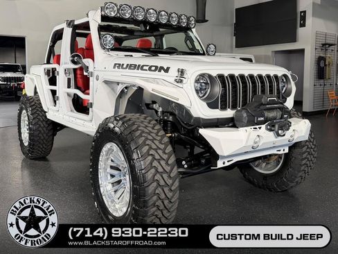 Used 2025 Jeep Wrangler Unlimited Rubicon AWD/4WD image 14