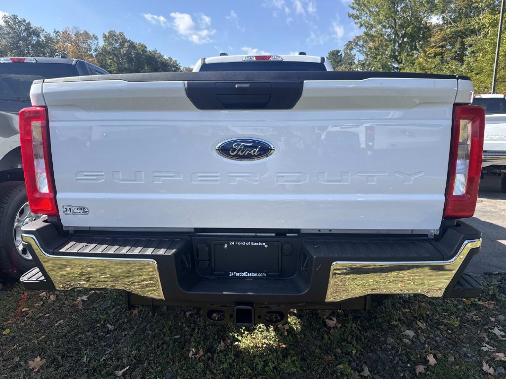 New 2026 Ford F250 XLT w/ Snow Plow Prep Package AWD/4WD image 3