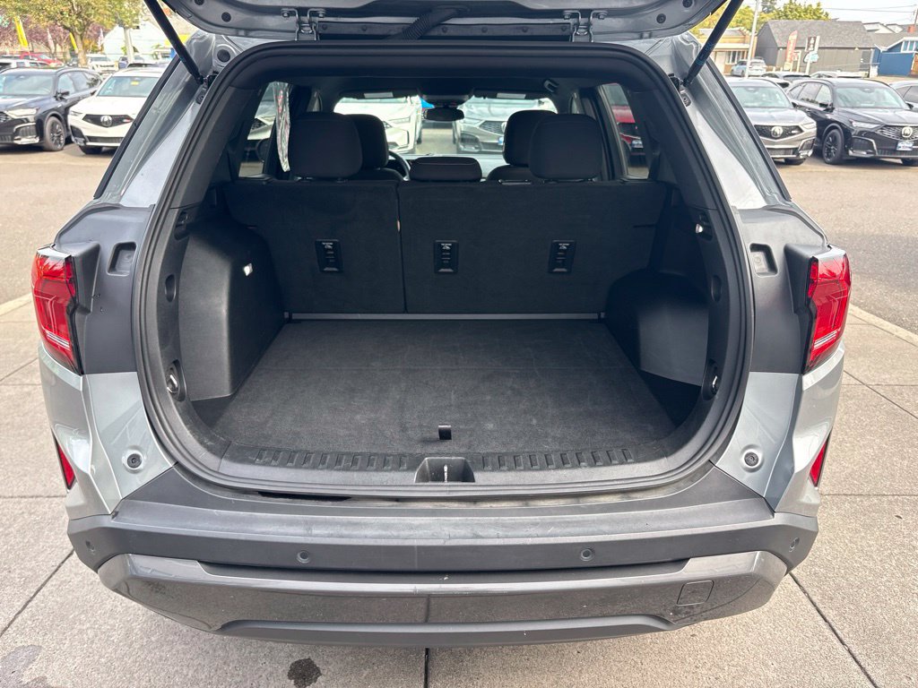 Used 2025 GMC Terrain Elevation AWD/4WD image 29