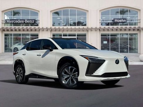 Used 2025 Lexus RZ 300e FWD image 1