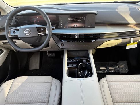 New 2026 Nissan Murano SL image 12