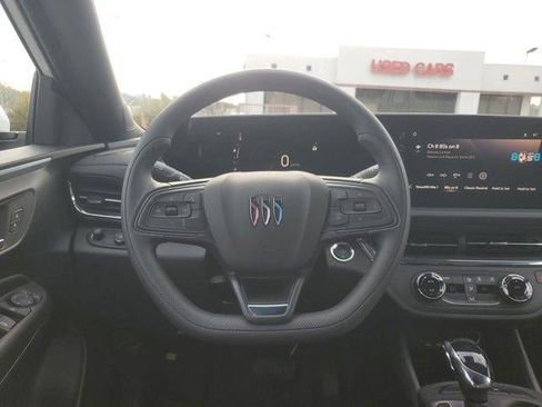 New 2026 Buick Envista Preferred image 13