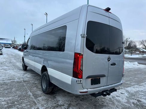 Used 2023 Mercedes-Benz Sprinter 3500 w/ Parking Package image 6