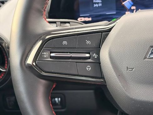 Used 2024 Chevrolet Equinox EV RS FWD image 20