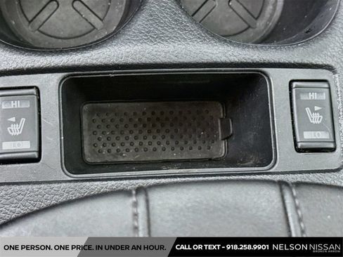 Used 2018 Nissan Rogue SL FWD image 21