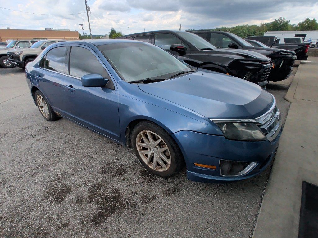 Used 2010 Ford Fusion SEL FWD image 2