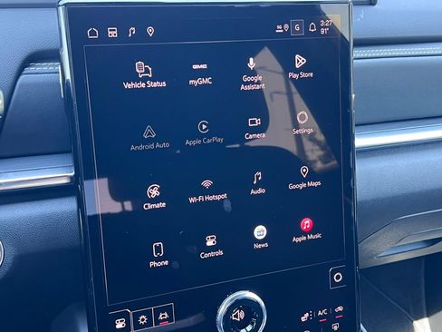 New 2027 GMC Terrain Elevation w/ Elevation Premium Package AWD/4WD image 19