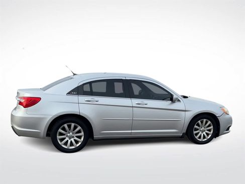Used 2012 Chrysler 200 Touring image 9