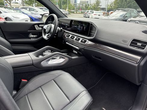 Certified 2022 Mercedes-Benz GLS 450 4MATIC image 10