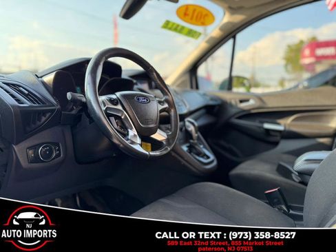 Used 2014 Ford Transit Connect XLT image 13