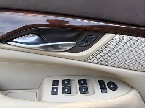 Used 2016 Cadillac Escalade Premium AWD/4WD image 25