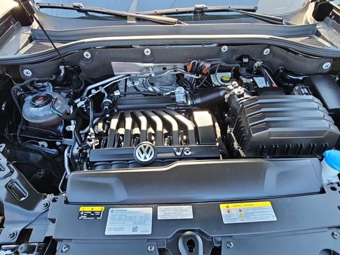 Used 2023 Volkswagen Atlas SE w/ Panoramic Sunroof Package FWD image 32