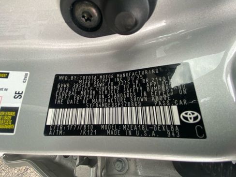 Used 2025 Toyota Corolla LE image 28