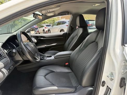 Used 2024 Toyota Camry SE FWD image 24