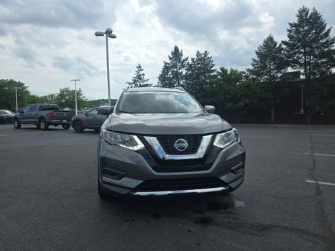 Certified 2018 Nissan Rogue SV AWD/4WD image 2