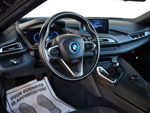 Used 2017 BMW i8 image 20