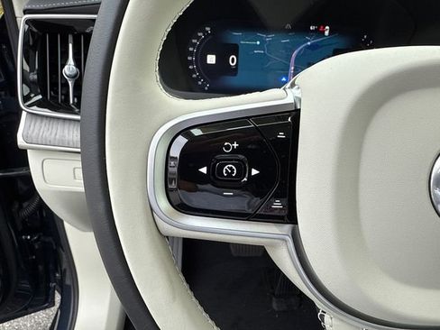 New 2026 Volvo XC90 B6 Ultra w/ Lounge Package image 12