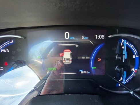 Used 2024 Toyota RAV4 XLE image 21