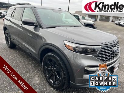 Used 2023 Ford Explorer ST-Line w/ Class IV Trailer Tow Package