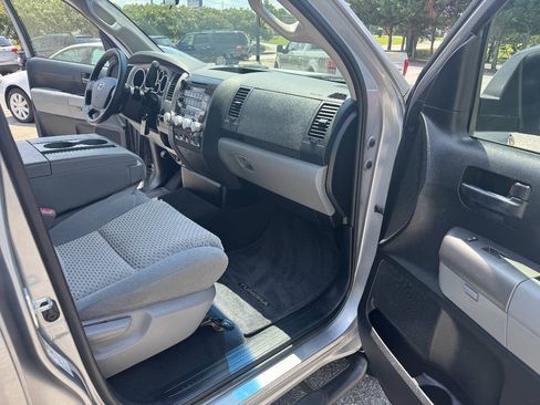 Used 2013 Toyota Tundra 2WD Double Cab w/ Tow Pkg image 15