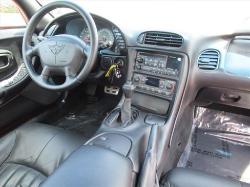 Used 1998 Chevrolet Corvette Convertible w/ Performance Handling Pkg RWD image 12