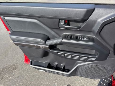 Used 2026 Toyota 4Runner TRD Off-Road image 22