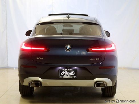 Used 2025 BMW X4 xDrive30i w/ Premium Package image 7