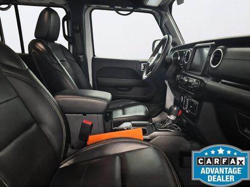 Used 2023 Jeep Gladiator Overland w/ Popular Equipment Package AWD/4WD image 31