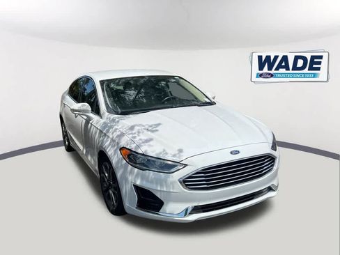 Used 2019 Ford Fusion SEL FWD image 3