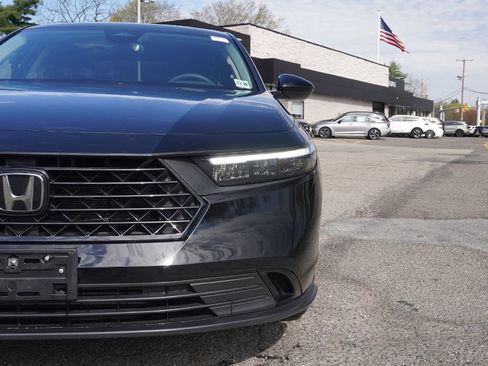 Used 2024 Honda Accord EX image 14