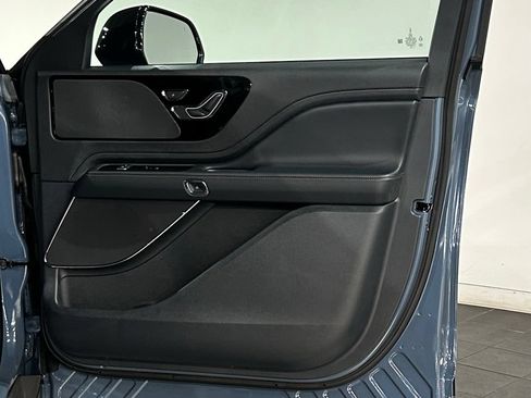 New 2026 Lincoln Aviator AWD image 59