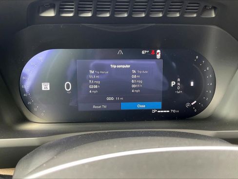 New 2026 Volvo XC90 B6 Plus w/ Protection Package Premier image 19