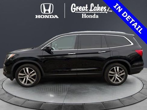 Used 2017 Honda Pilot Touring image 3