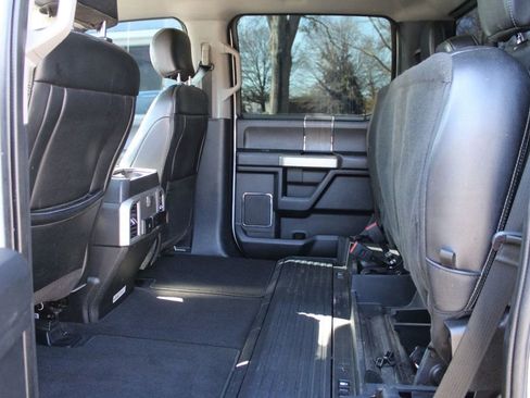 Used 2020 Ford F250 Lariat w/ Chrome Package image 26