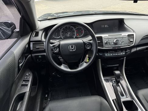 Used 2016 Honda Accord LX image 14