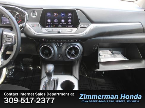 Used 2019 Chevrolet Blazer LT AWD/4WD image 17