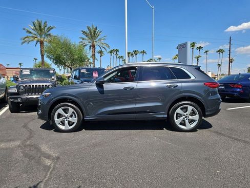 Used 2025 Audi Q5 Premium Plus w/ Premium Plus AWD/4WD image 10