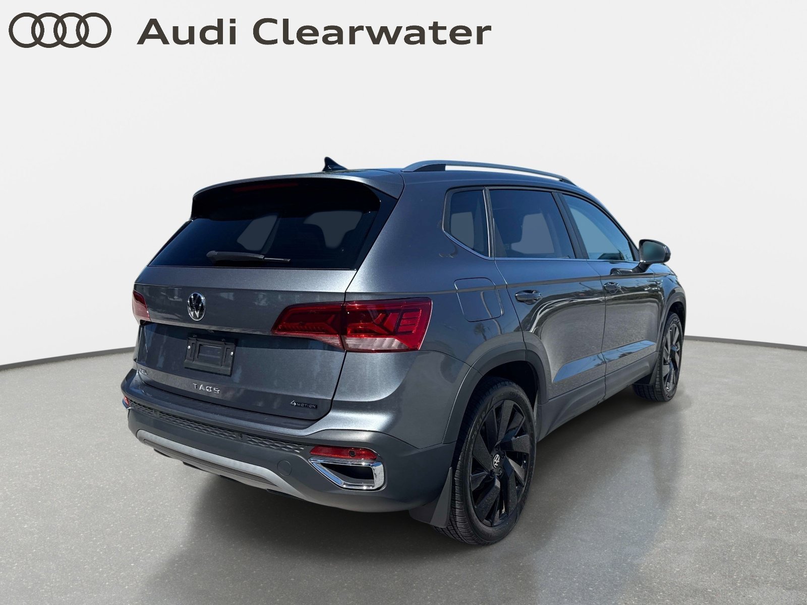 Used 2024 Volkswagen Taos SEL AWD/4WD image 4