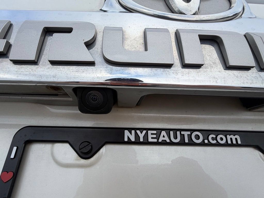Used 2023 Toyota 4Runner Limited AWD/4WD image 50