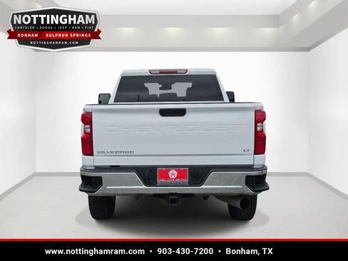 Used 2025 Chevrolet Silverado 2500 LT w/ Convenience Package AWD/4WD image 5