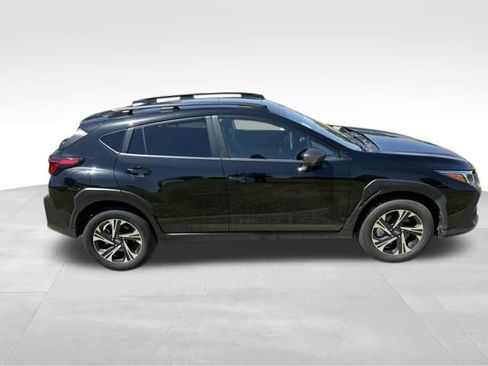 Used 2024 Subaru Crosstrek 2.0i Premium AWD/4WD image 2