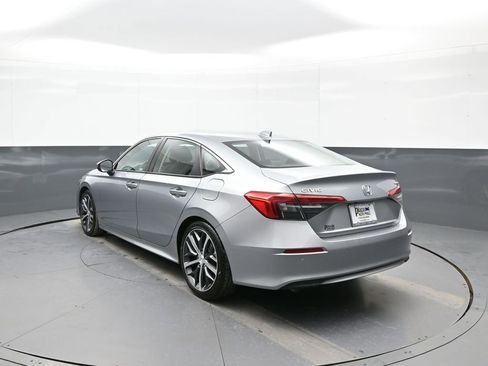 Certified 2023 Honda Civic Touring image 8