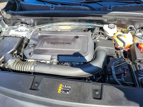 Used 2025 Buick Envision Sport Touring image 21