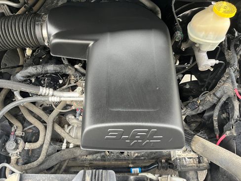 Used 2017 RAM 1500 Express image 28