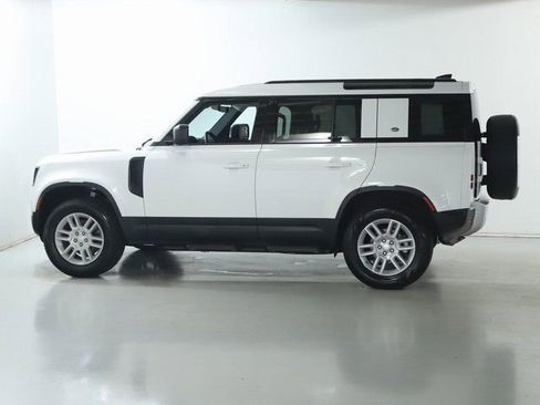 Certified 2023 Land Rover Defender 110 S AWD/4WD image 4