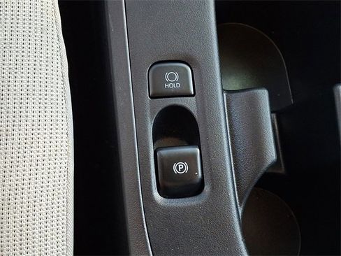 Certified 2025 Toyota Corolla LE image 24