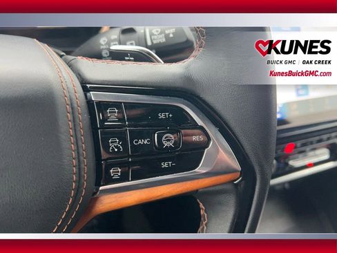 Used 2024 Jeep Grand Cherokee L Summit image 35