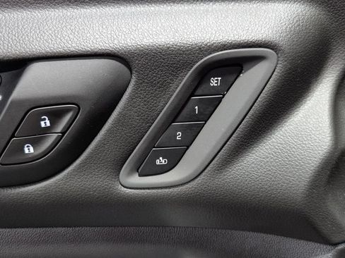 Used 2019 GMC Acadia SLT w/ LPO, Black Accent Package AWD/4WD image 7